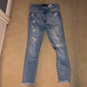 Abercrombie & Fitch Size 24\00